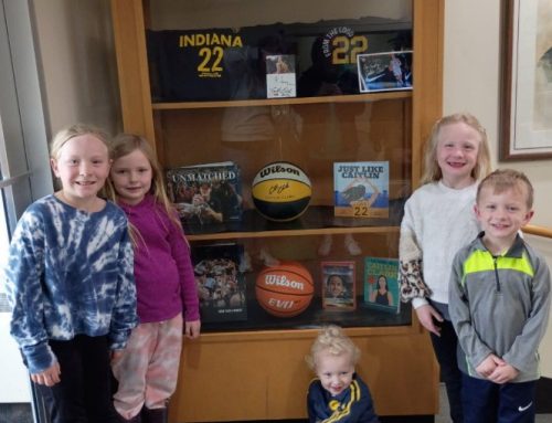 📚✨ A Look Back at Last Month’s Curio Cabinet Display! ✨🏀